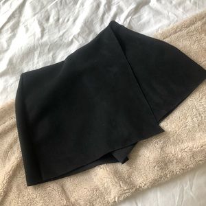 Zara envelops skort